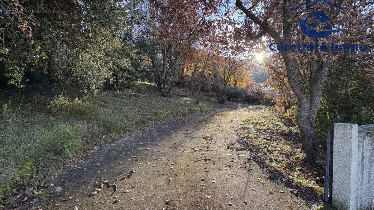 Terrain à CERET