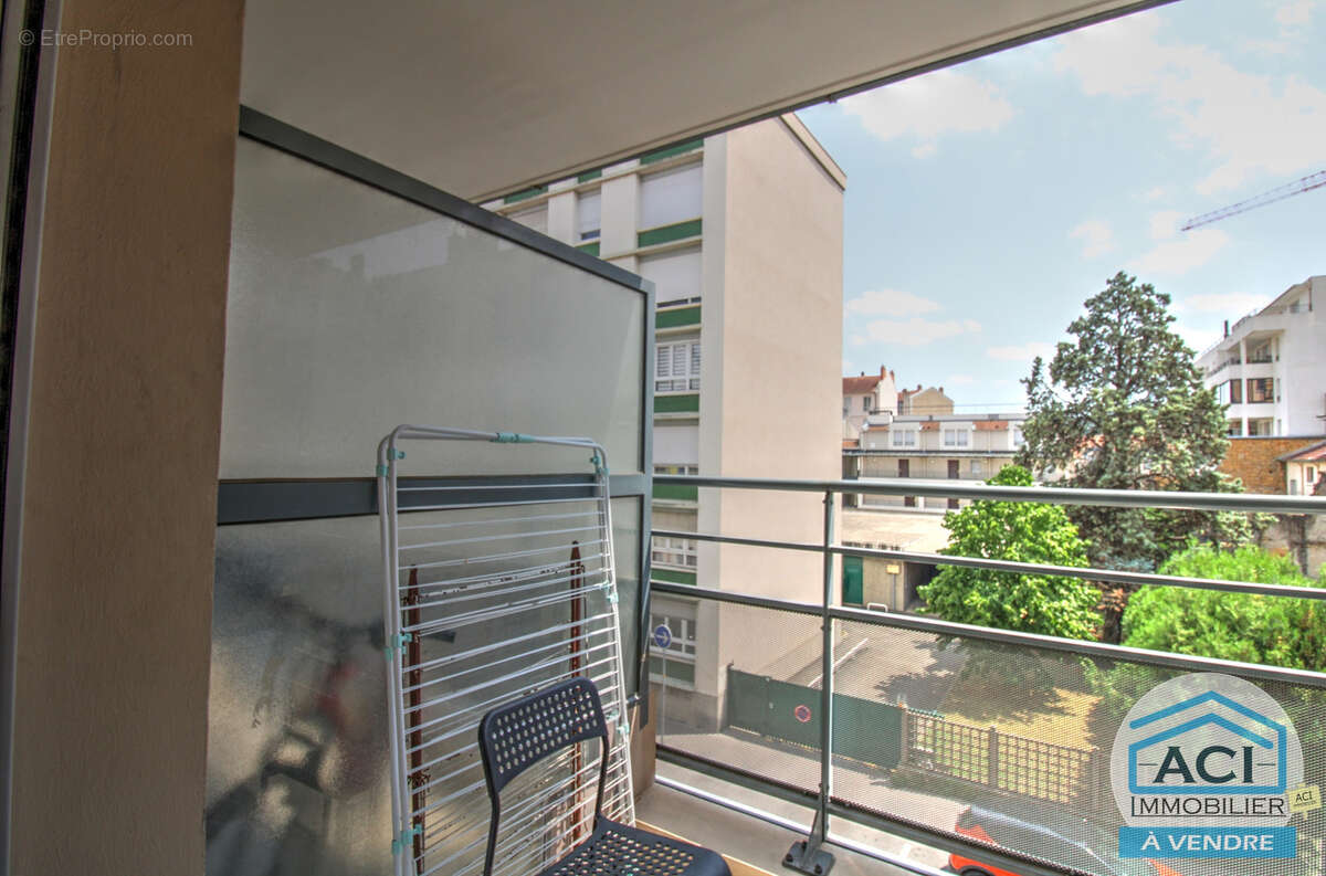 Appartement à LYON-9E