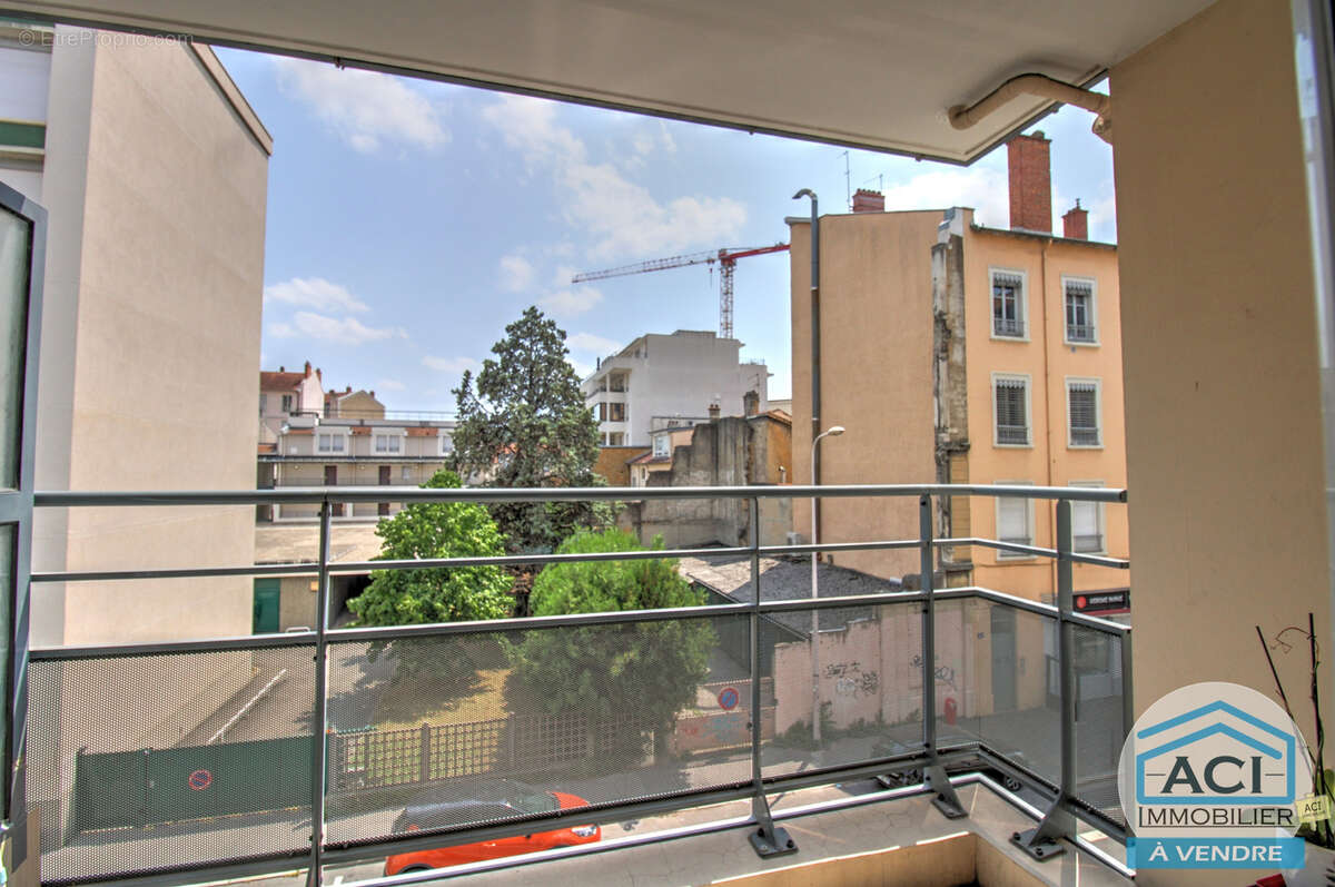 Appartement à LYON-9E