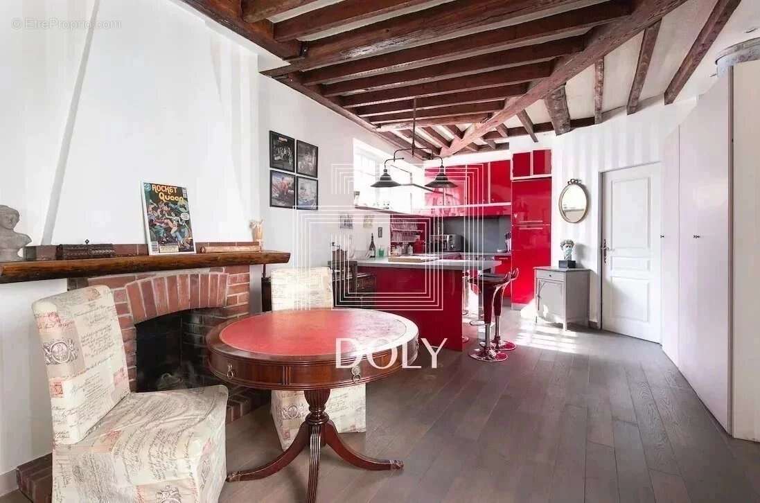 Appartement à PARIS-4E