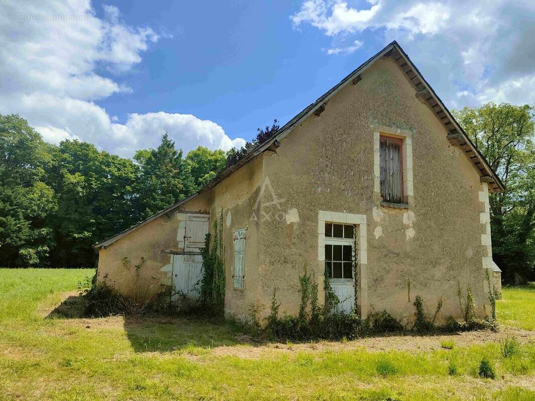 Maison à BAZOUGES-SUR-LE-LOIR