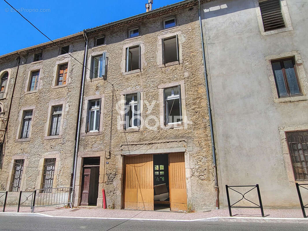 Appartement à SAINT-PONS-DE-THOMIERES