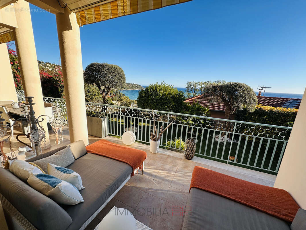 Appartement à ROQUEBRUNE-CAP-MARTIN