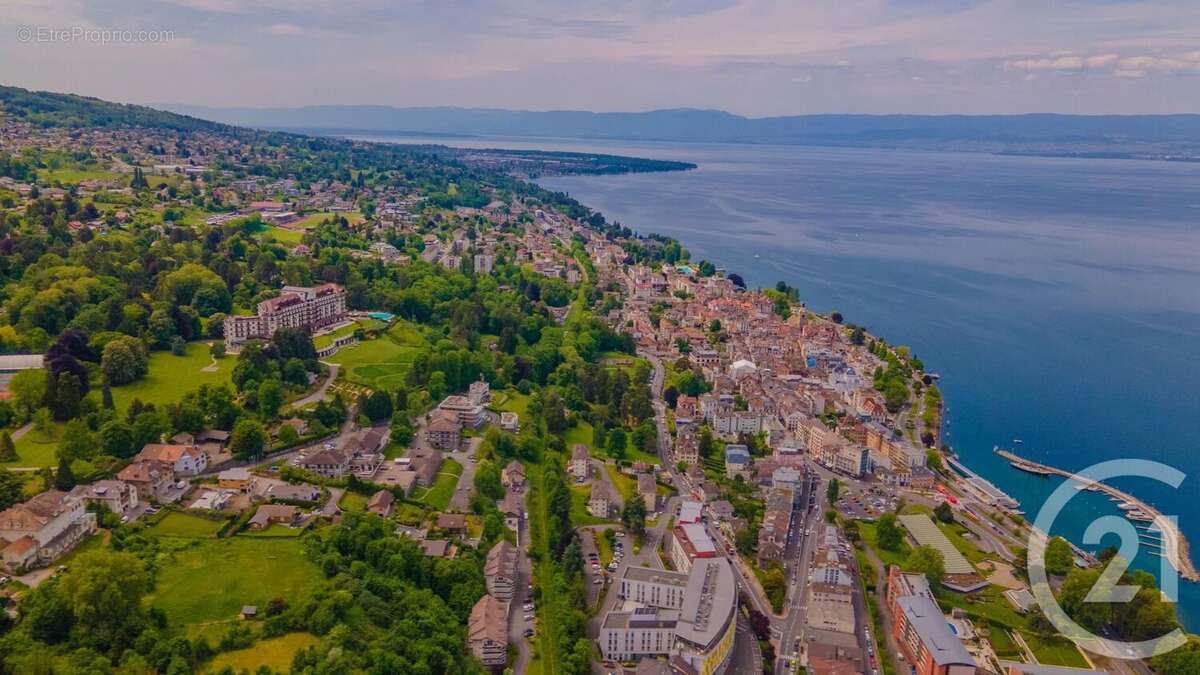 Appartement à EVIAN-LES-BAINS