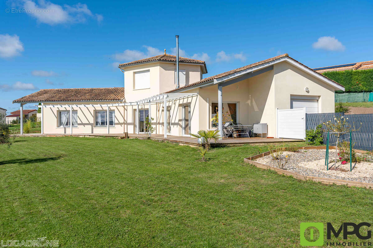 Maison à VILLENEUVE-SUR-LOT