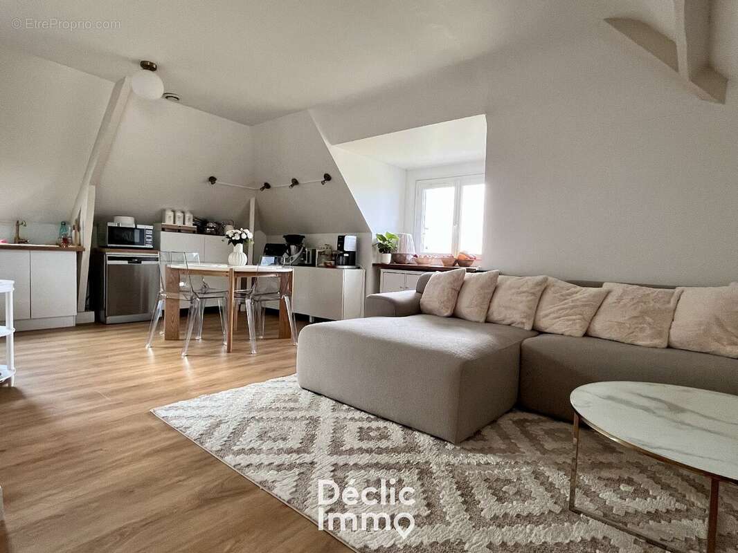 Appartement à MONTLOUIS-SUR-LOIRE