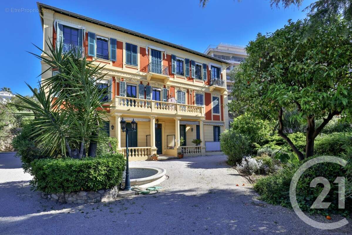 Appartement à NICE