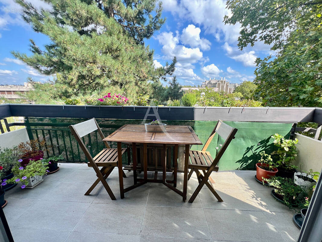 Appartement à FONTENAY-SOUS-BOIS