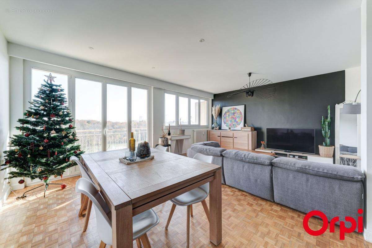 Appartement à LYON-6E