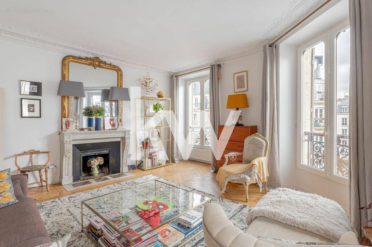 Appartement à PARIS-4E