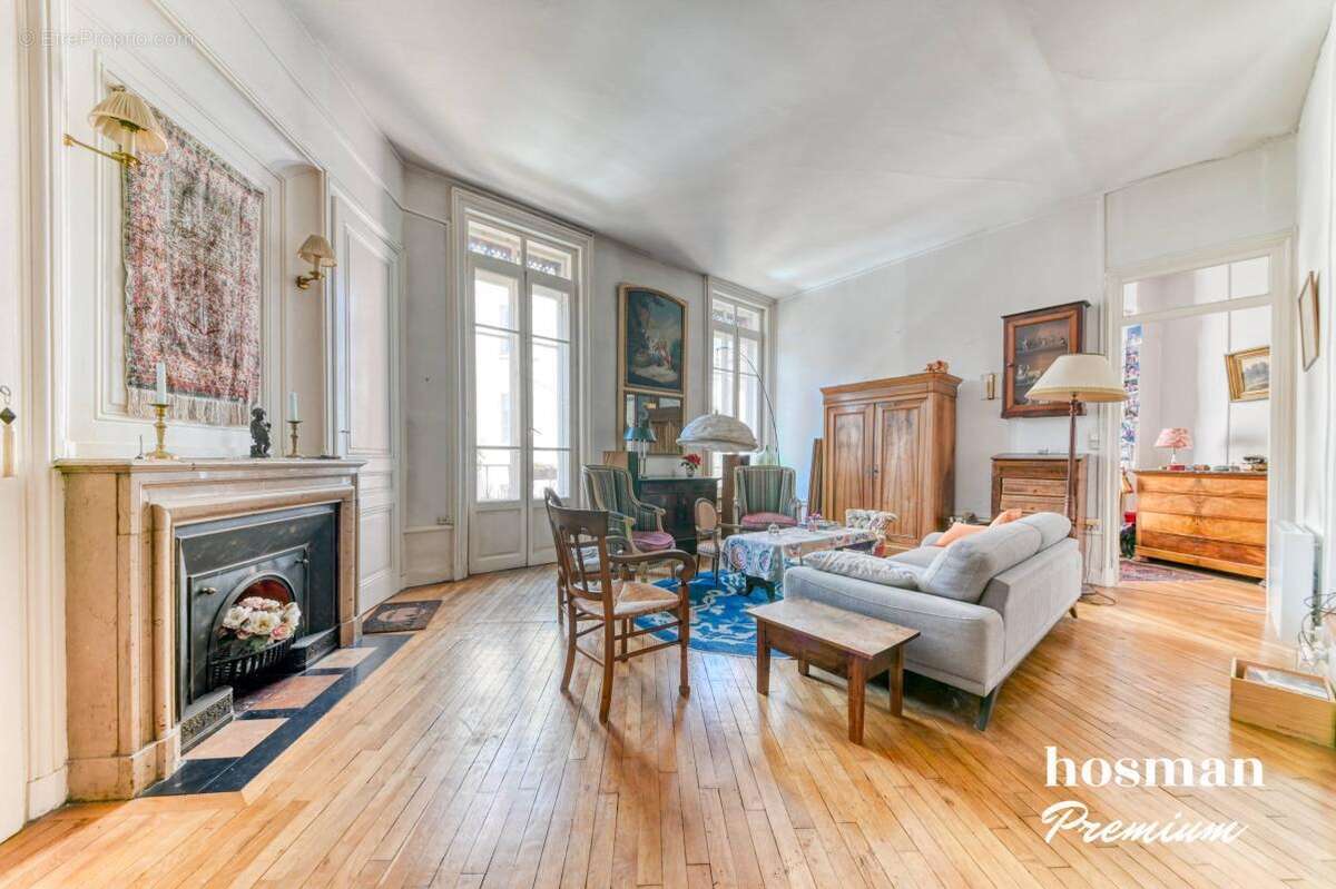 Appartement à LYON-5E