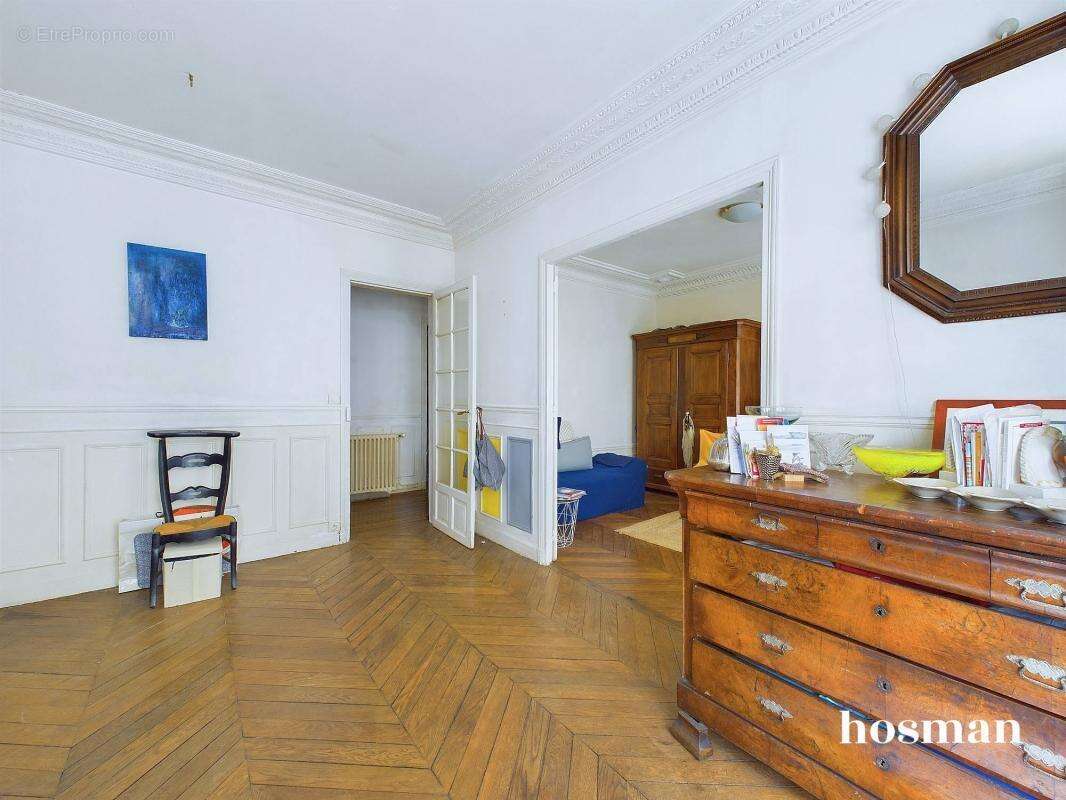 Appartement à PARIS-19E