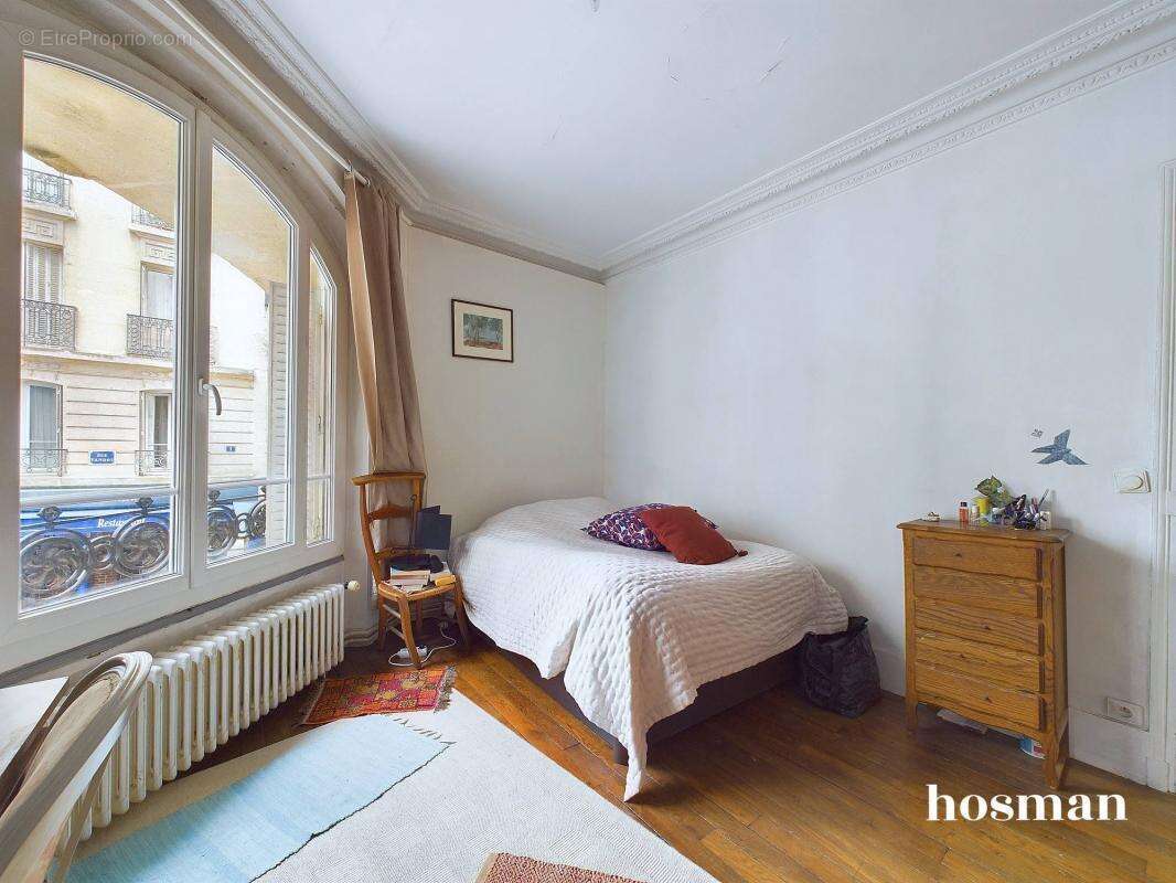 Appartement à PARIS-19E