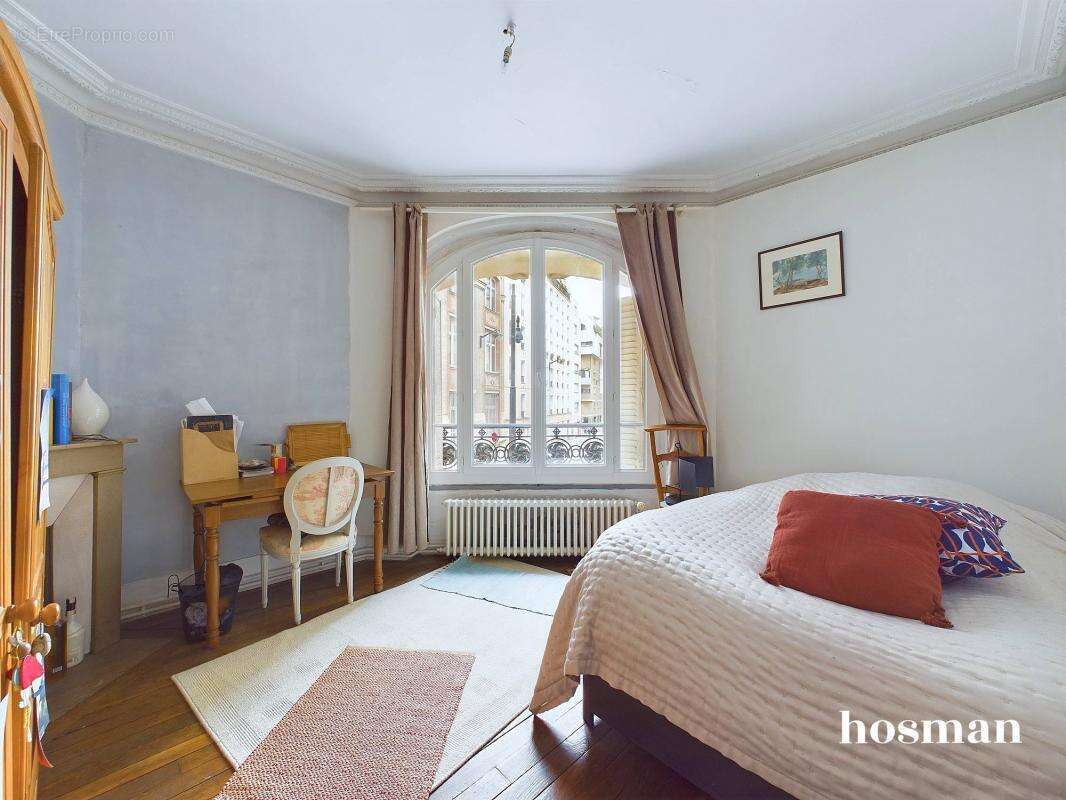 Appartement à PARIS-19E