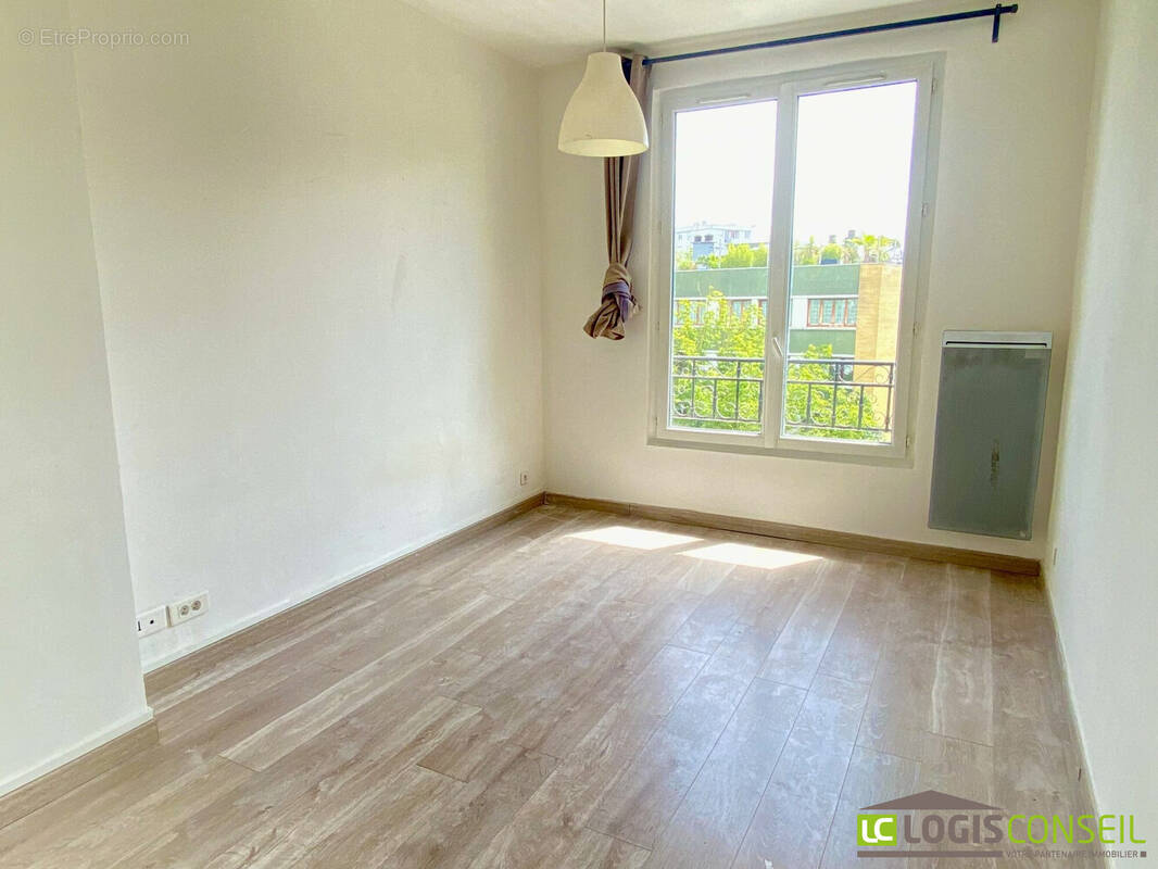 Appartement à BOURG-LA-REINE