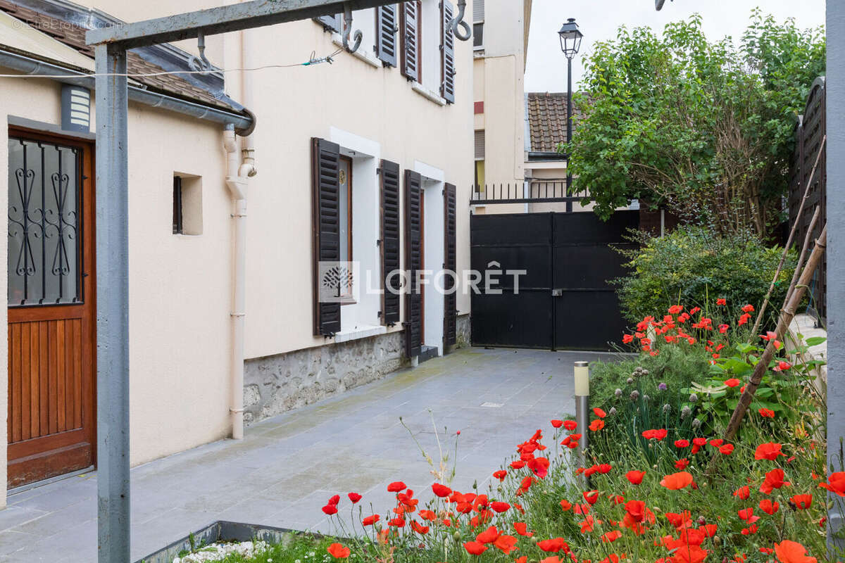 Maison à CONFLANS-SAINTE-HONORINE