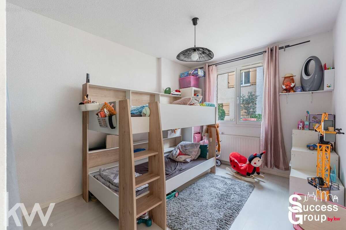 Appartement à LYON-8E