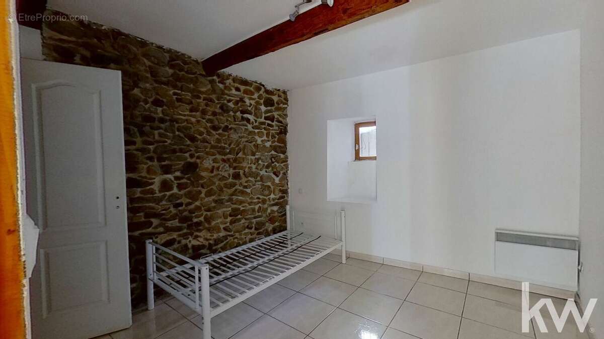 Appartement à CAUDIES-DE-FENOUILLEDES