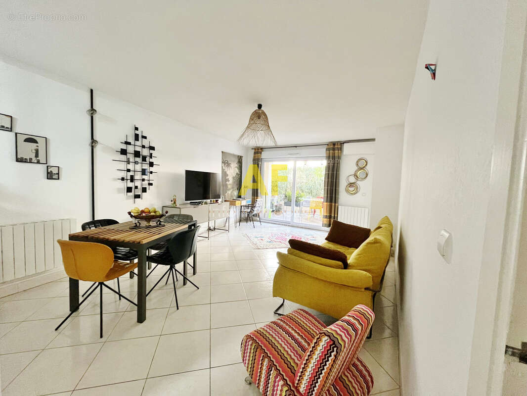 Appartement à SAINT-RAPHAEL