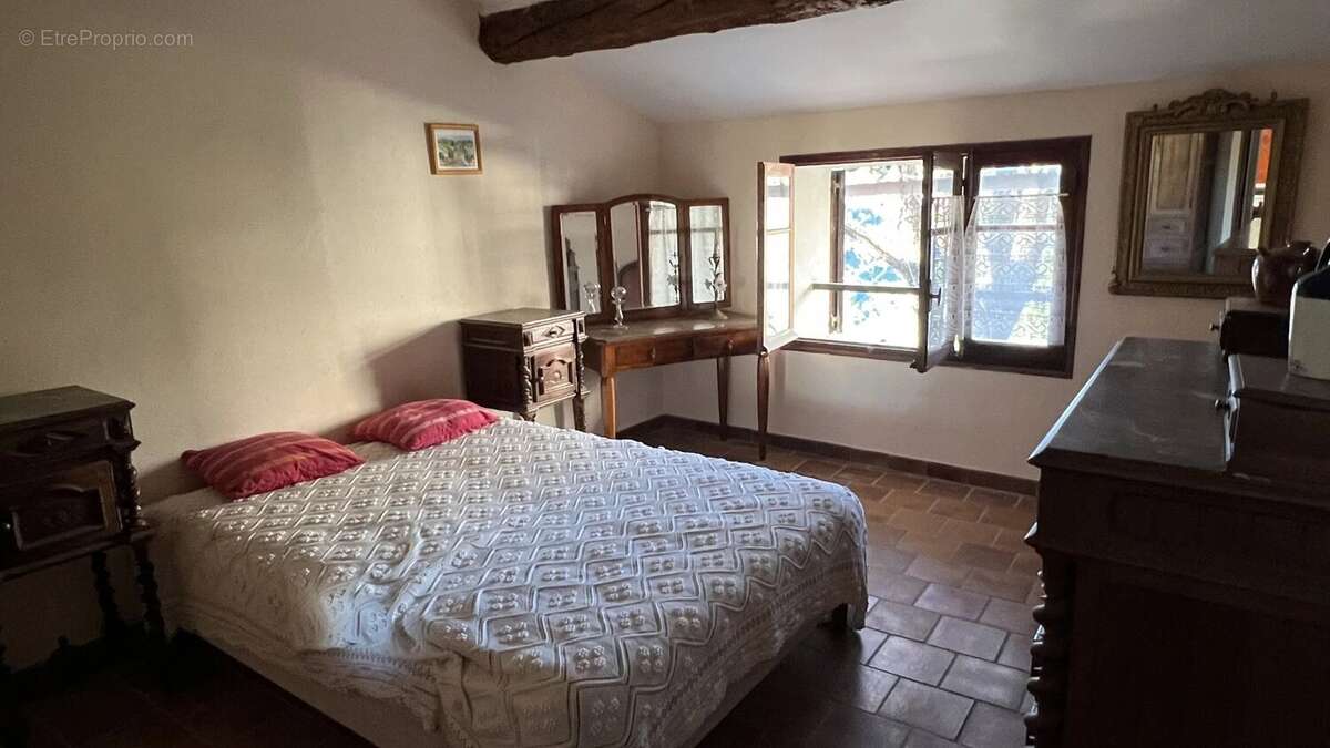 Appartement à CLAVIERS