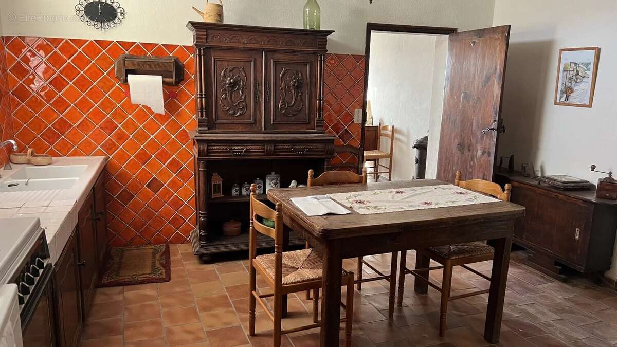 Appartement à CLAVIERS