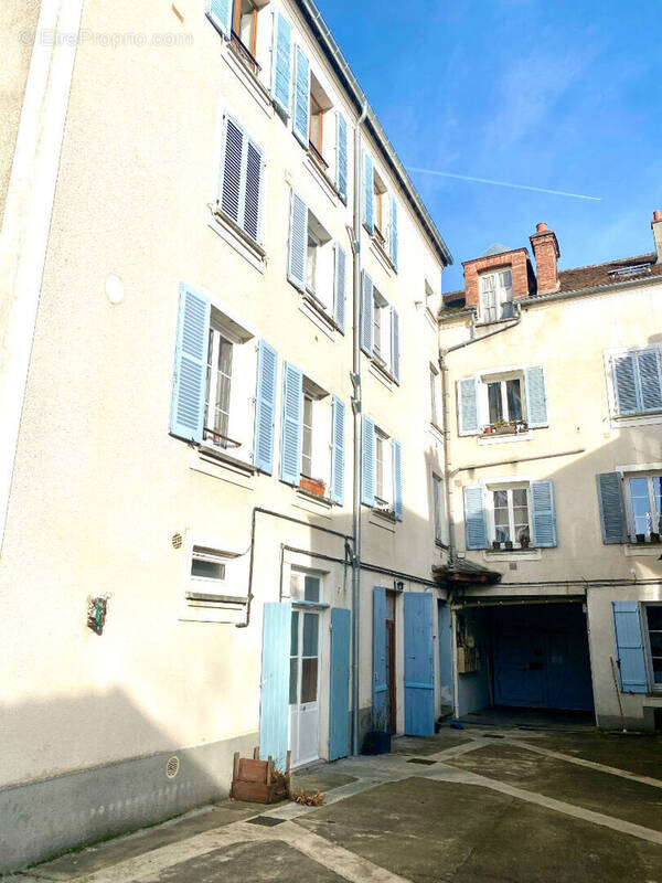 Appartement à FONTAINEBLEAU