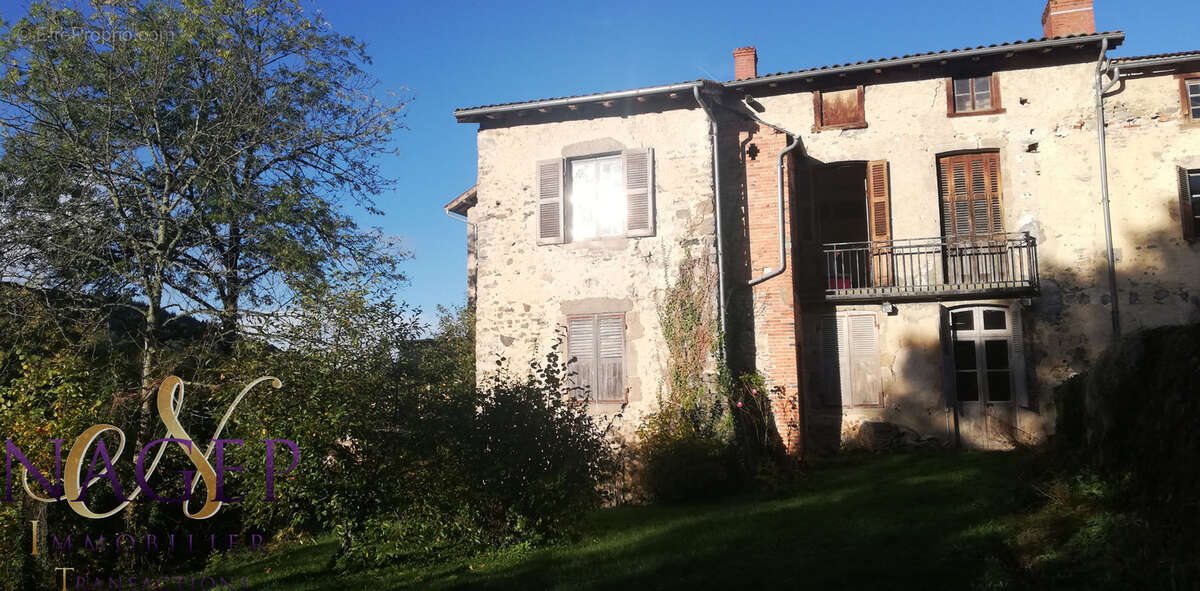 Maison à FERRIERES-SUR-SICHON