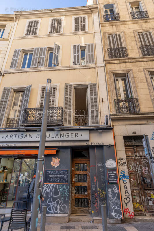 Appartement à MARSEILLE-6E