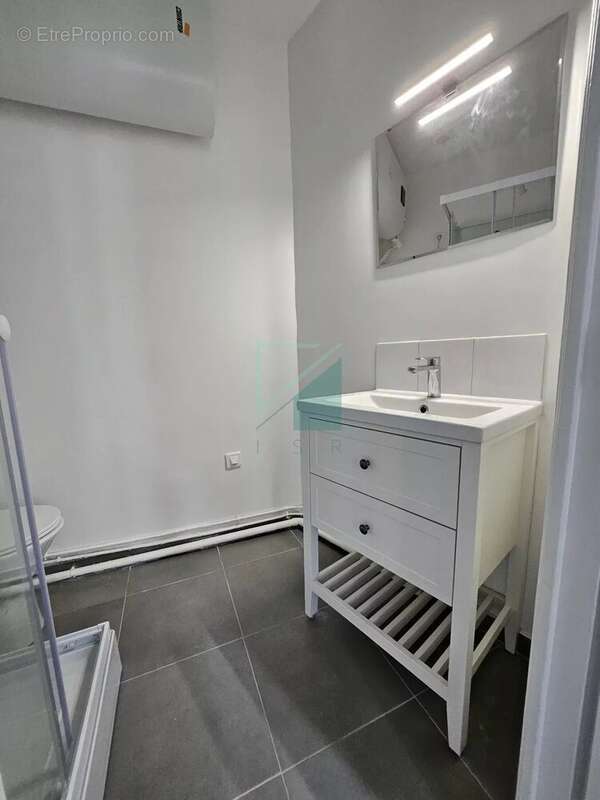 Appartement à PARIS-2E