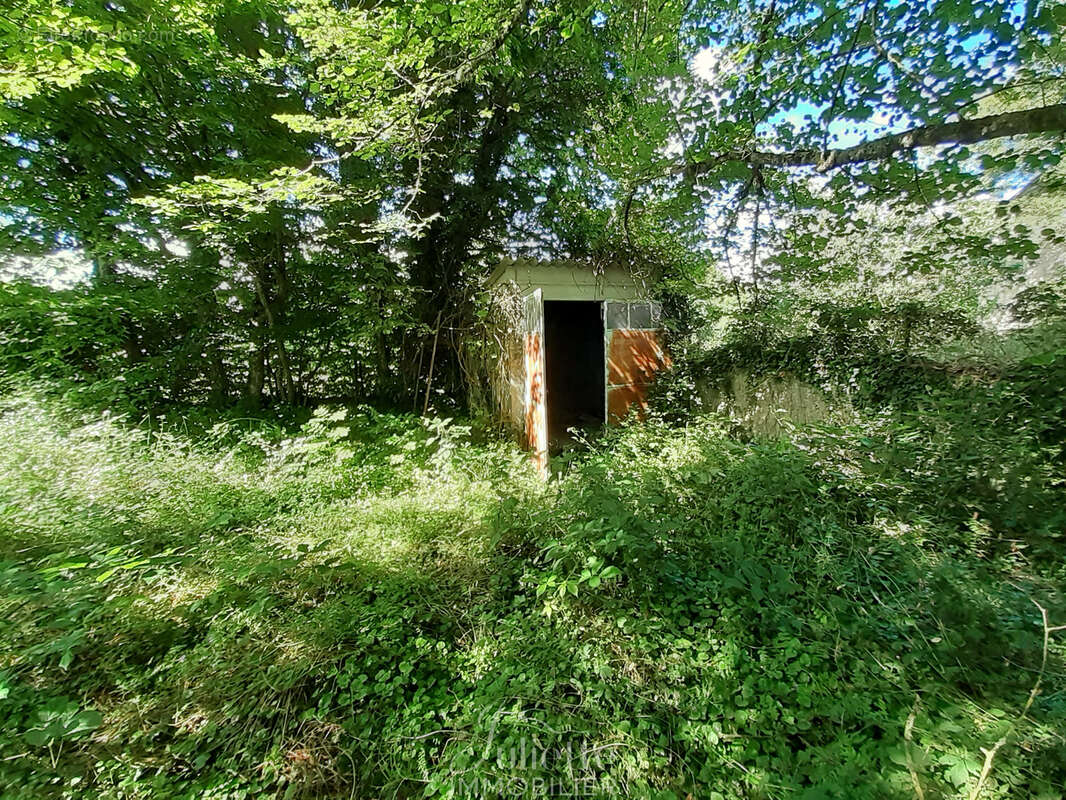 Maison à LISSEUIL