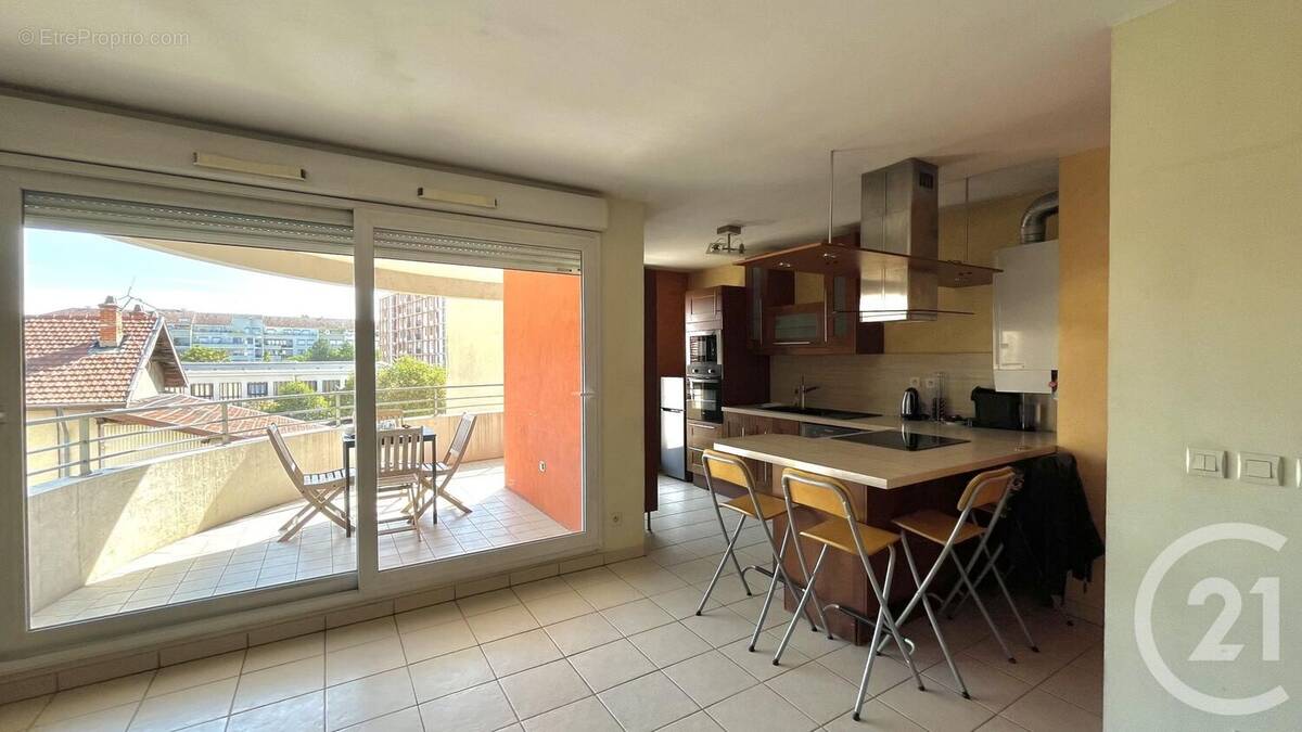 Appartement à VILLEURBANNE