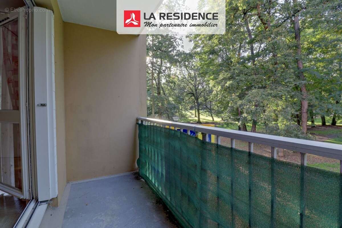 Appartement à VERNEUIL-SUR-SEINE