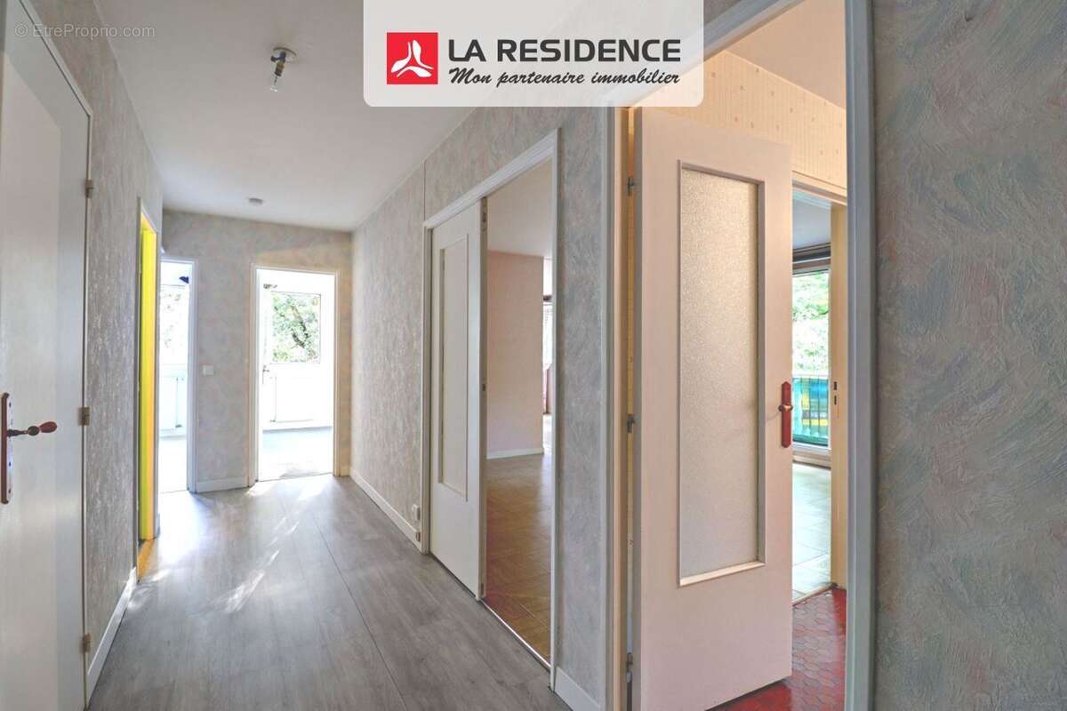 Appartement à VERNEUIL-SUR-SEINE