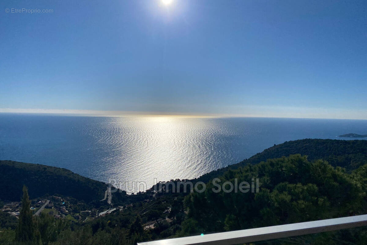 Appartement à EZE