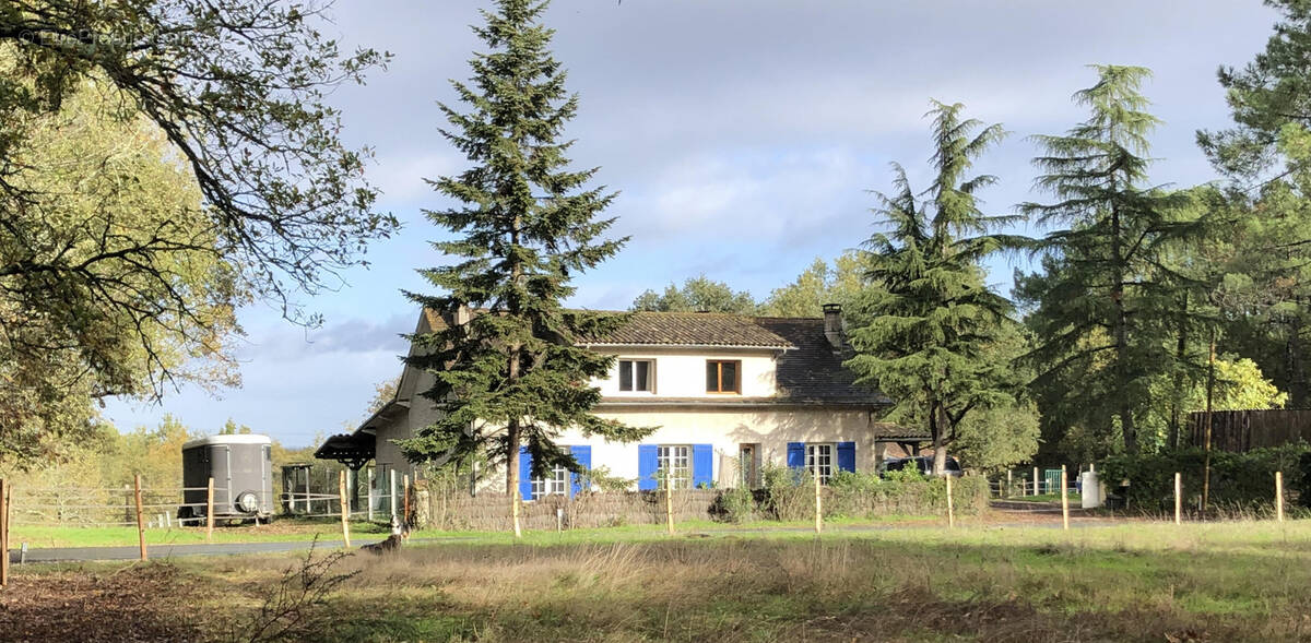 Maison à MINZAC