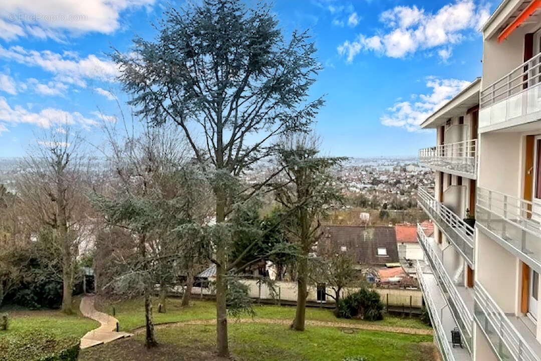 Appartement à CHAMPIGNY-SUR-MARNE