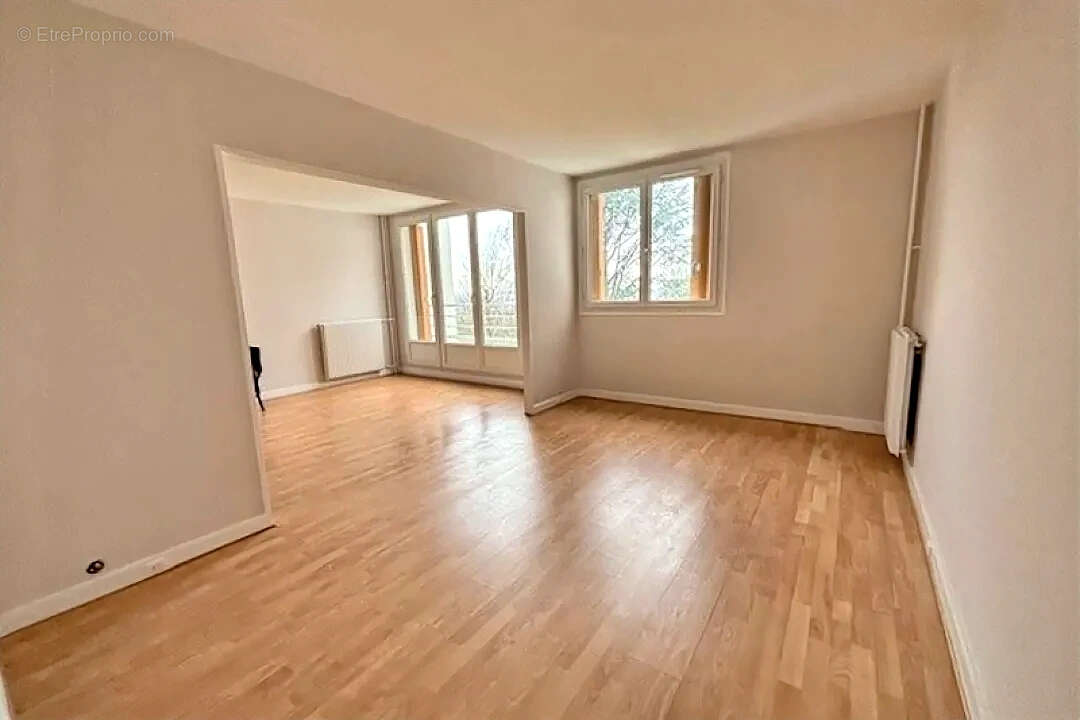 Appartement à CHAMPIGNY-SUR-MARNE