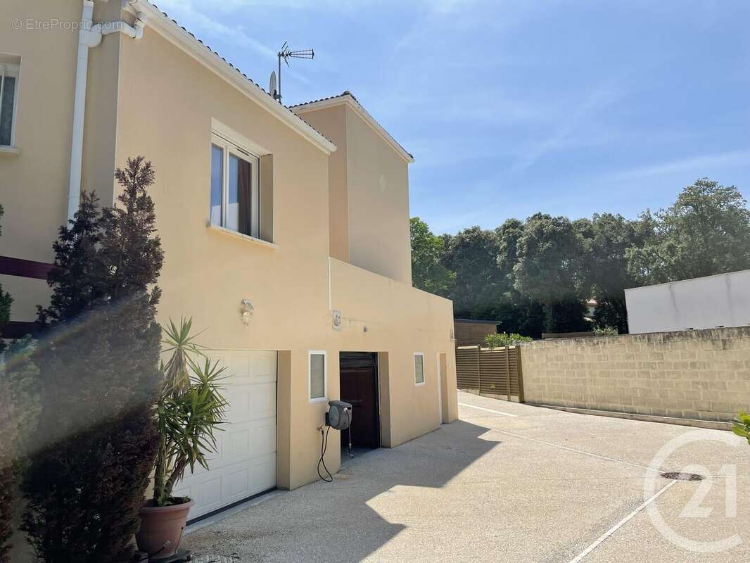 Maison à MESCHERS-SUR-GIRONDE