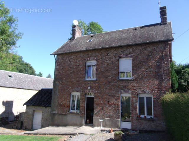 Maison à MAGNY-LE-DESERT