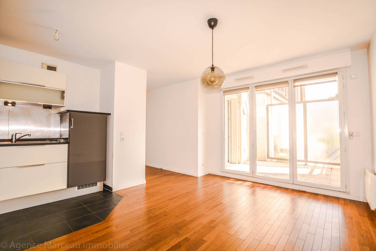 Appartement à BOIS-COLOMBES