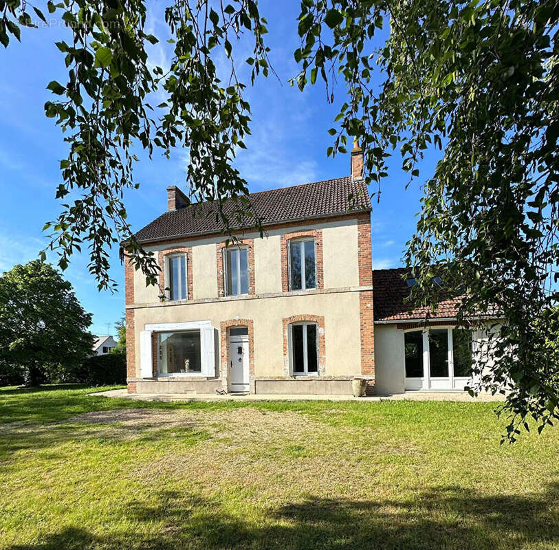 Maison à SANDILLON