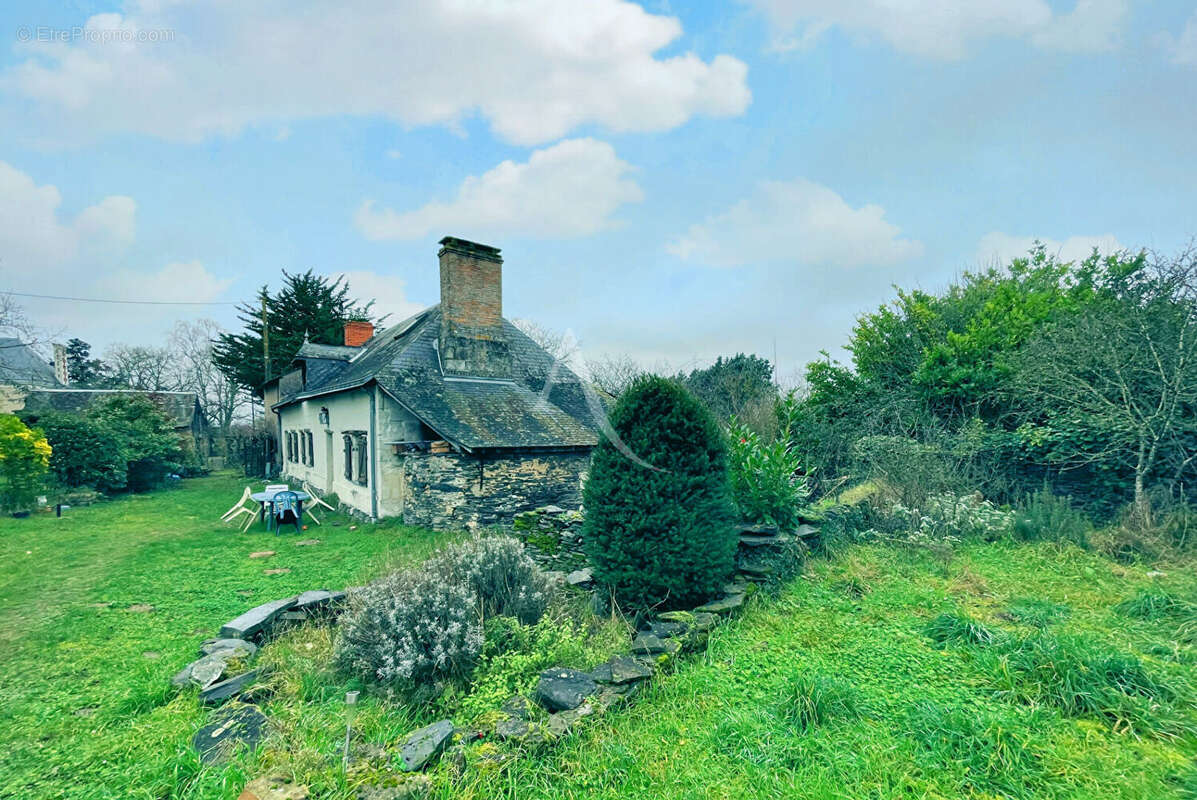 Maison à SAINT-SYLVAIN-D&#039;ANJOU