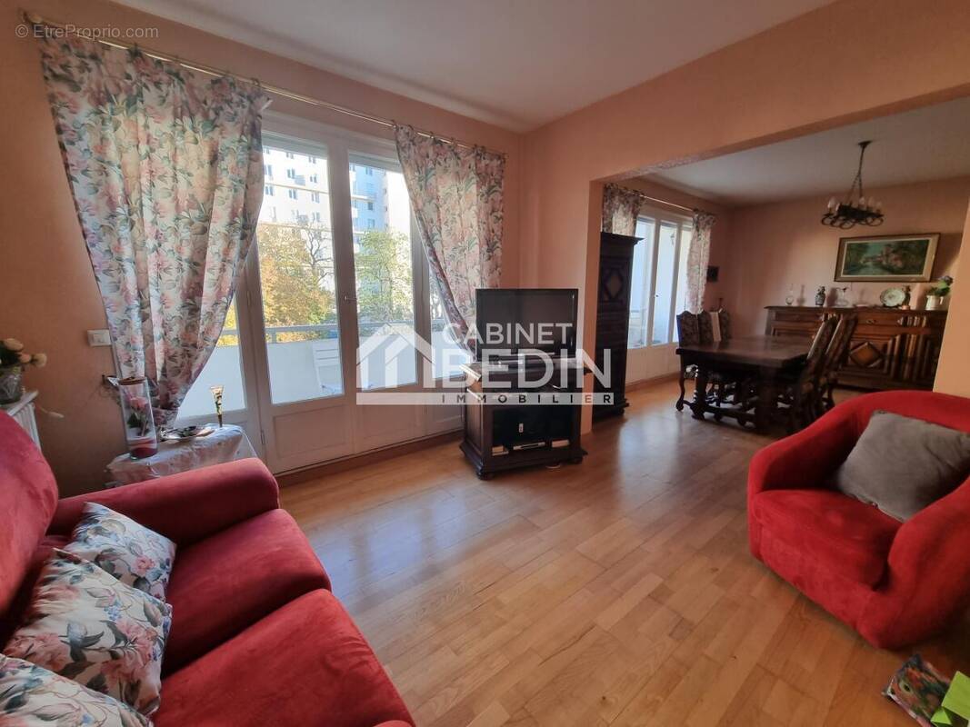 Appartement à BORDEAUX