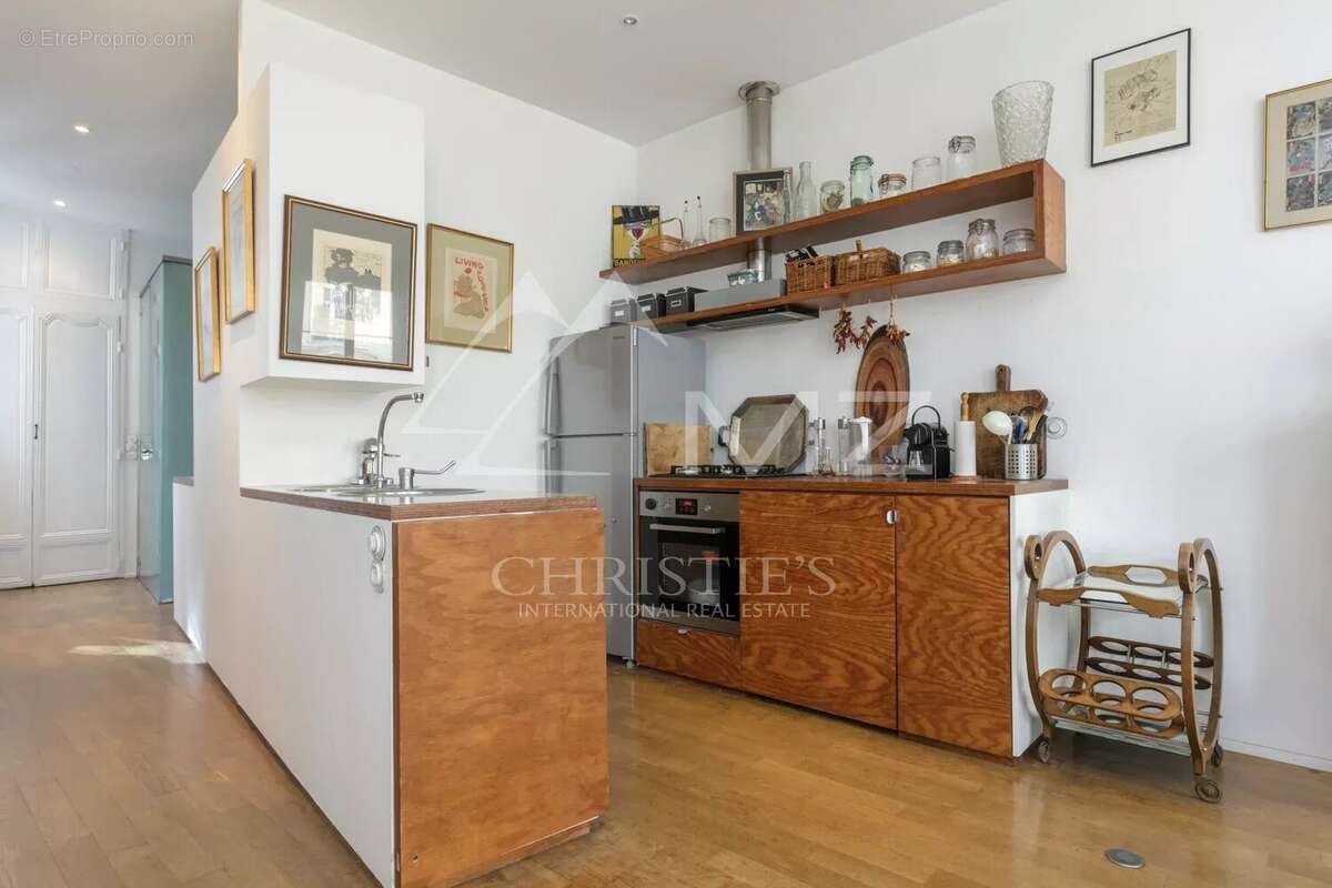 Appartement à PARIS-3E