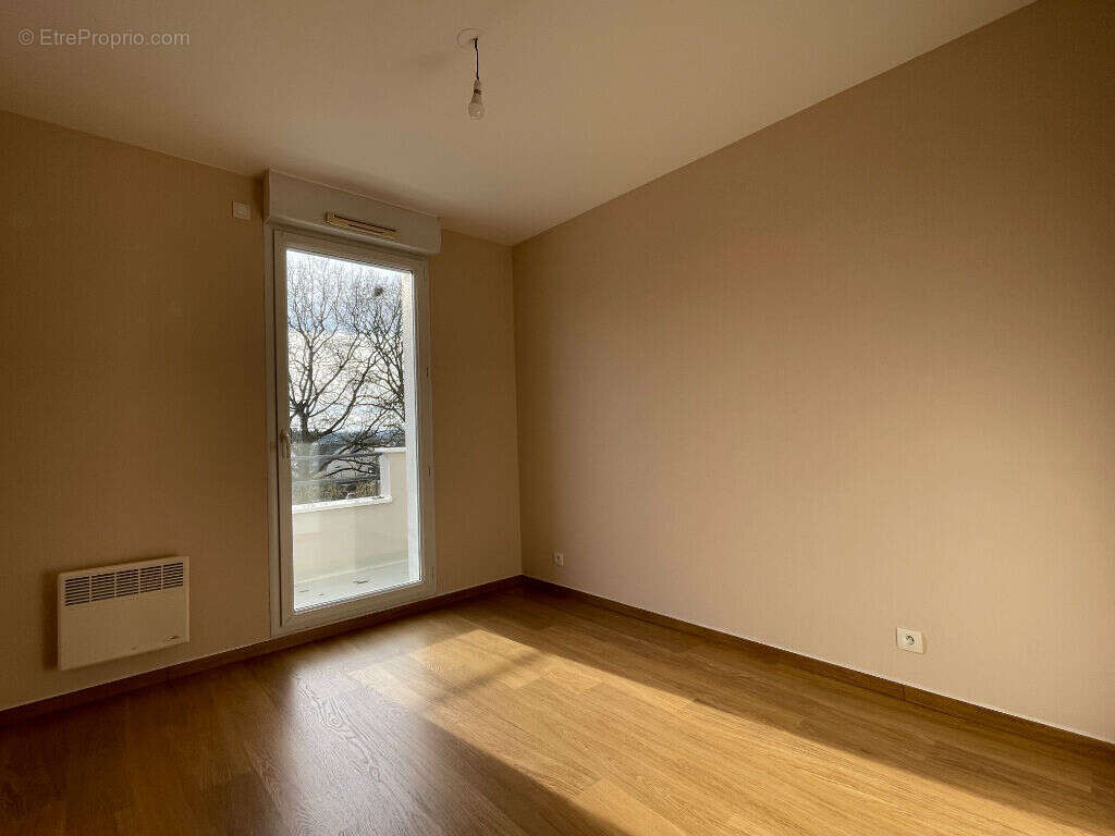 Appartement à CHAVAGNE