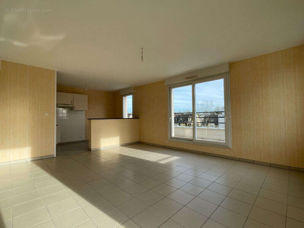 Appartement à CHAVAGNE