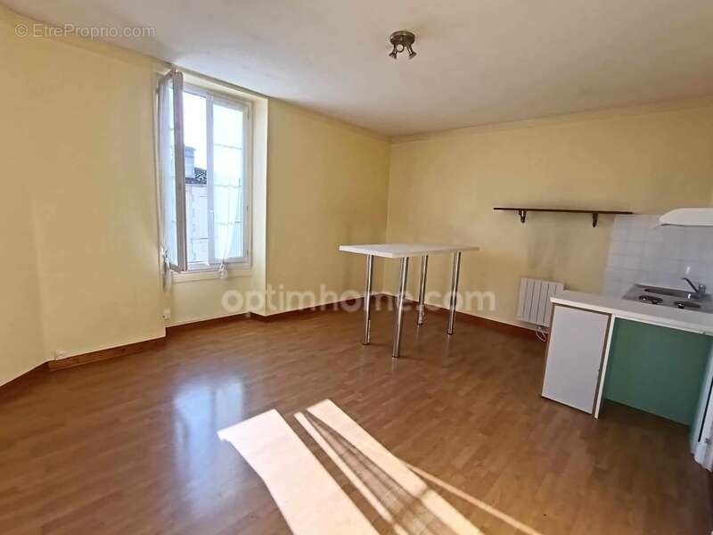 Appartement à COGNAC