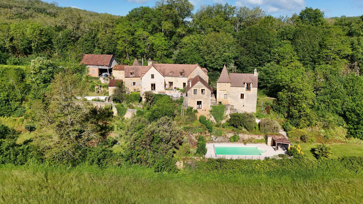 Maison à CAMPAGNAC-LES-QUERCY