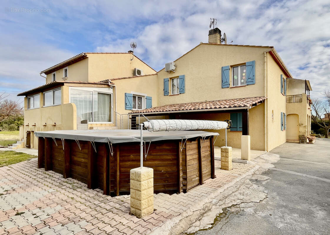 Maison à PUGET-SUR-ARGENS