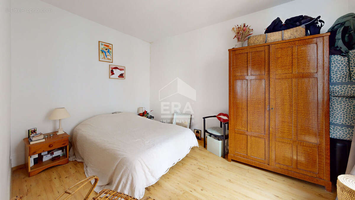 Appartement à PARIS-19E